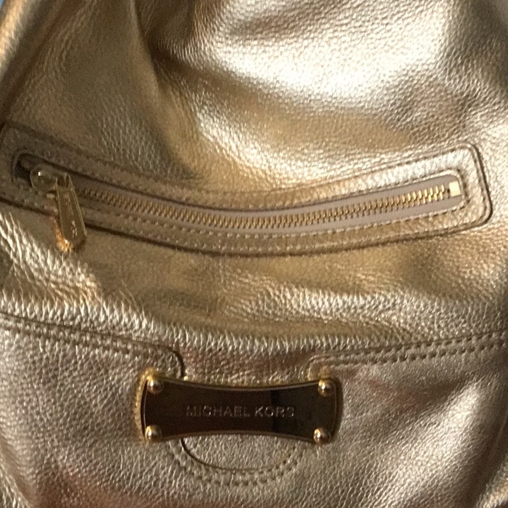 Michael Kors gold leather bag - Picture 5 of 6
